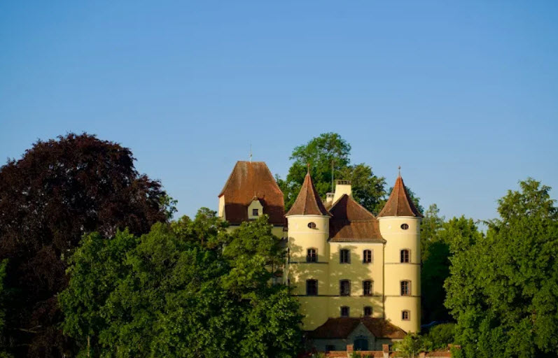 Schloss Wildenreuther, Germany